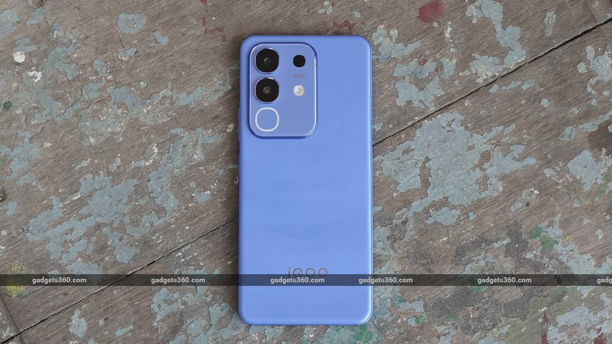 iqoo z10x main big gadgets 360 