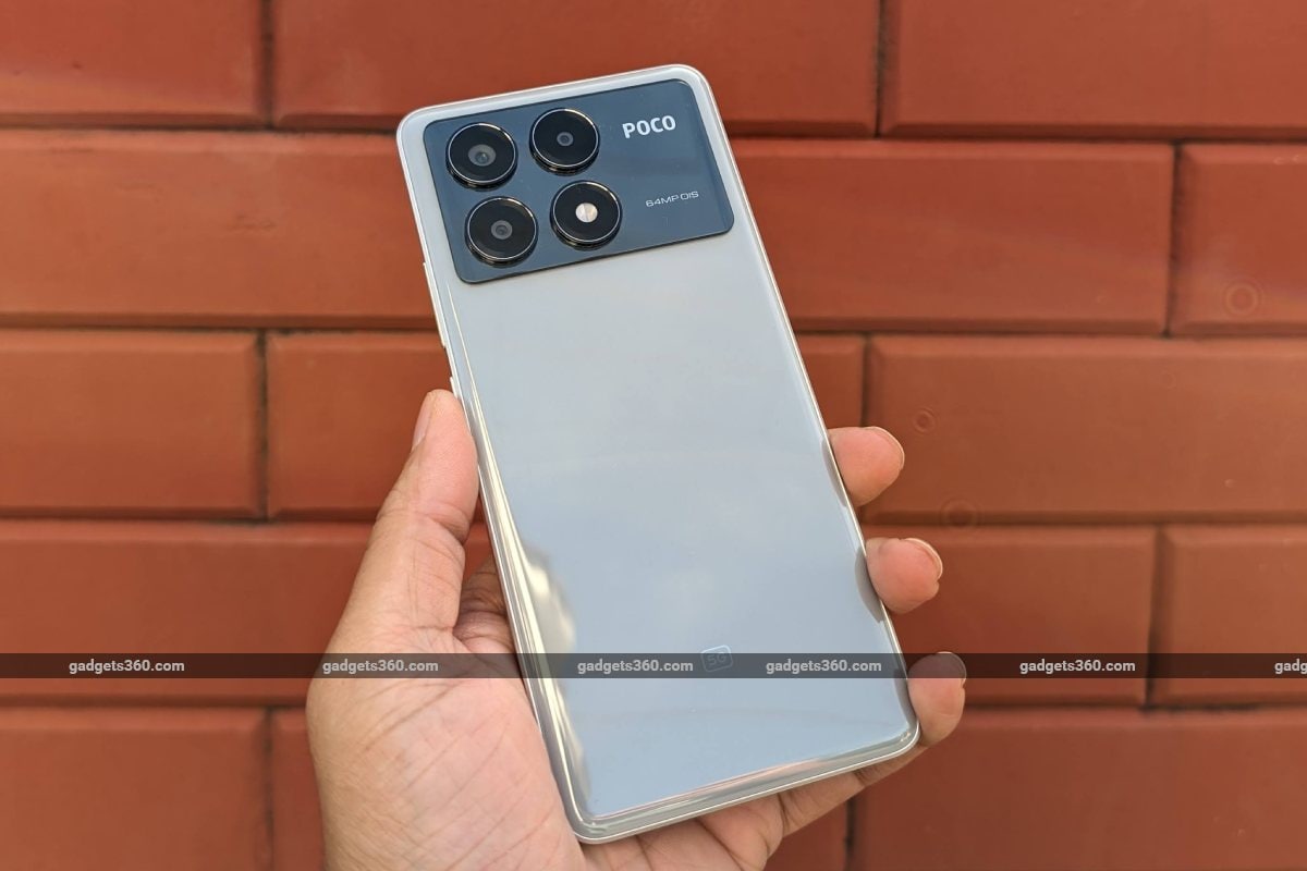 Poco X7 Pro Could Be the First Smartphone to Ship With Xiaomi's HyperOS 2 in India